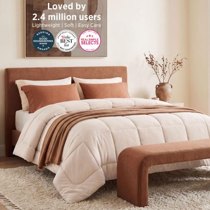Glowinnovate Comforter Duvet Insert - Quilted Comforters Queen Size, All Season Duvet, GentleSoft Down Alternative Bedding Blanket, with 8 Tabs, Gifts for Women/Men, Beige, Queen 88 x 88 Inches